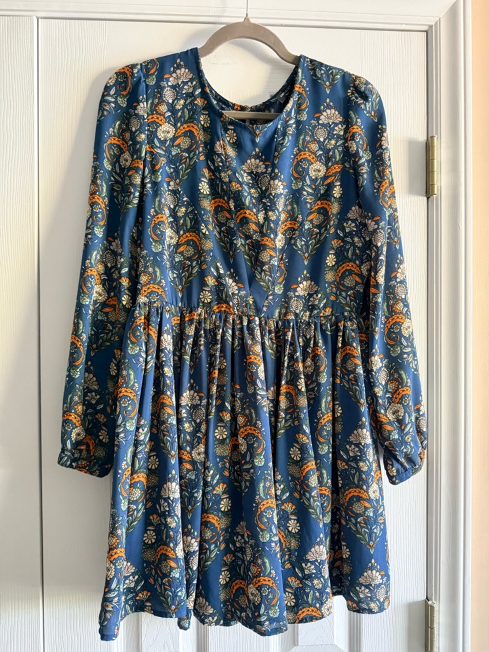 Romeo & Juliet Couture Teal Blue Floral Long-Sleeve Dress